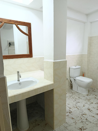 Bathroom 3, Ella Green Surrounding, Ella