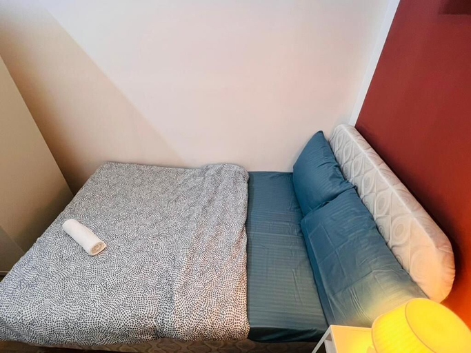 Room 2, Niche Partition Room in Tecom Near Metro, Dubai