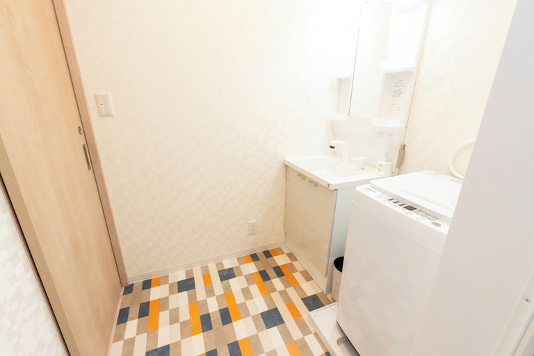 Bathroom 3, Air Station Front Stay, Izumisano