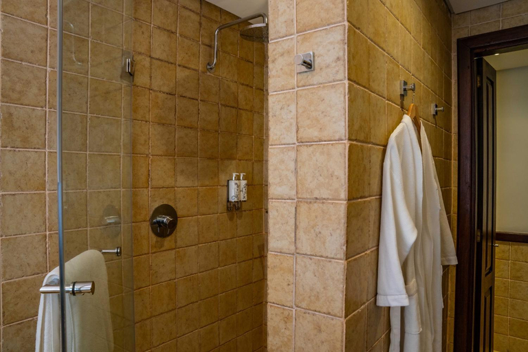 Bathroom 5, Polana Serena Hotel, Maputo