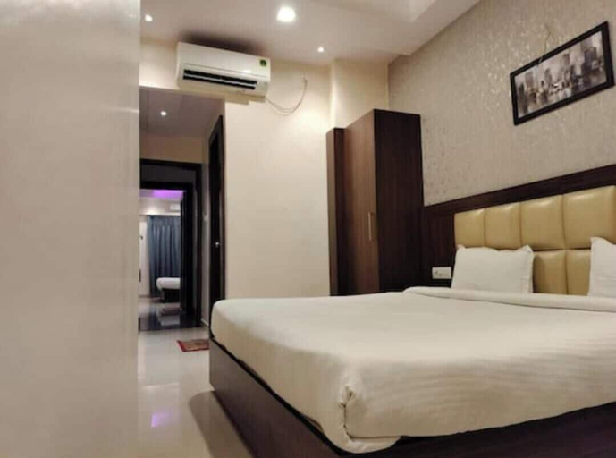 Bedroom 3, Hotel Golden Crown, Varanasi