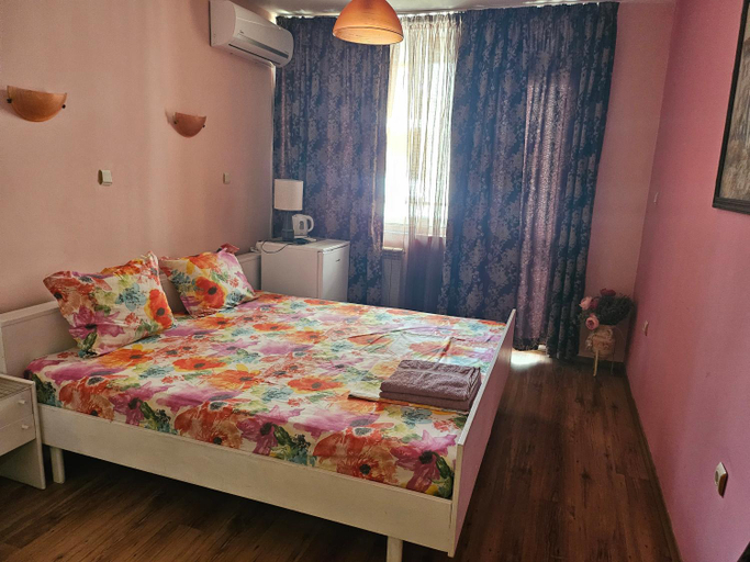 Others 2, Стая за гости на Бургас 1, Burgas