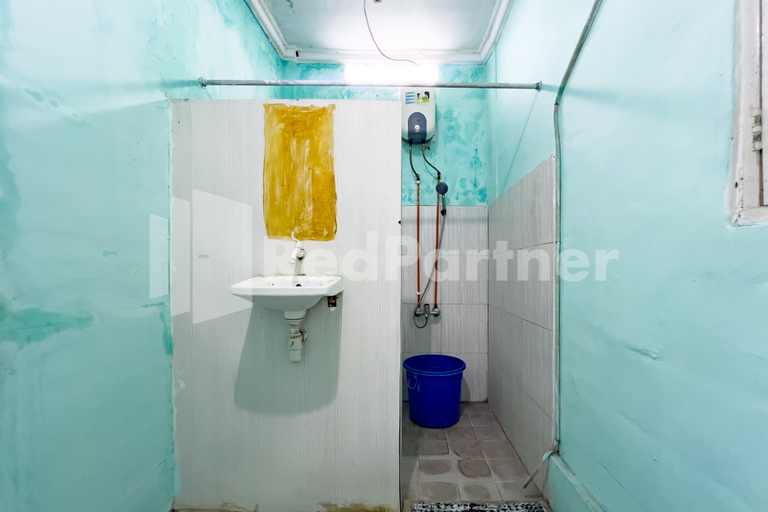 Bathroom 3, Acintyya Homestay Syariah RedPartner, Karawang