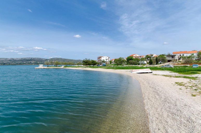 Beach 5, Apartments Saric, Šibenik