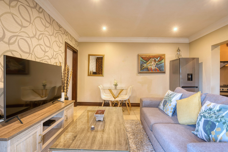 Others 4, Stylish 2-Bed Umhlanga Apartment | Pool & Patio, eThekwini