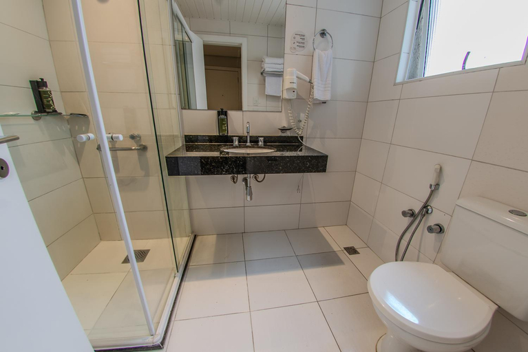 Bathroom 4, Hotel Centro Europeu, Curitiba