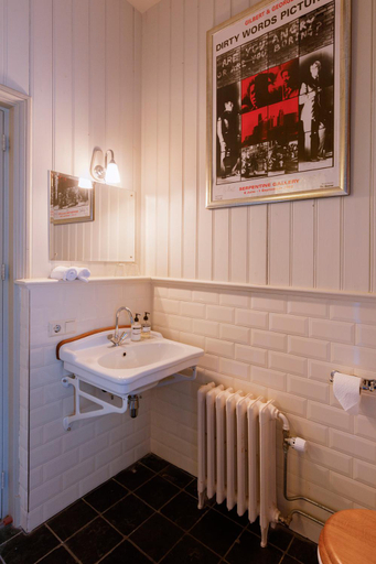 Bathroom 3, Logement Aan De Vecht, Breukelen