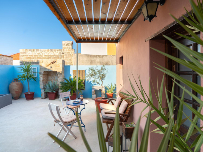 Balcony/terrace 3, Colours - Old Town - Studios, South Aegean