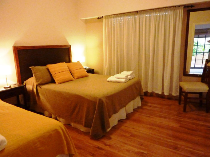 Bedroom 2, Hotel Ideal Resto Bar, Pichi Mahuida