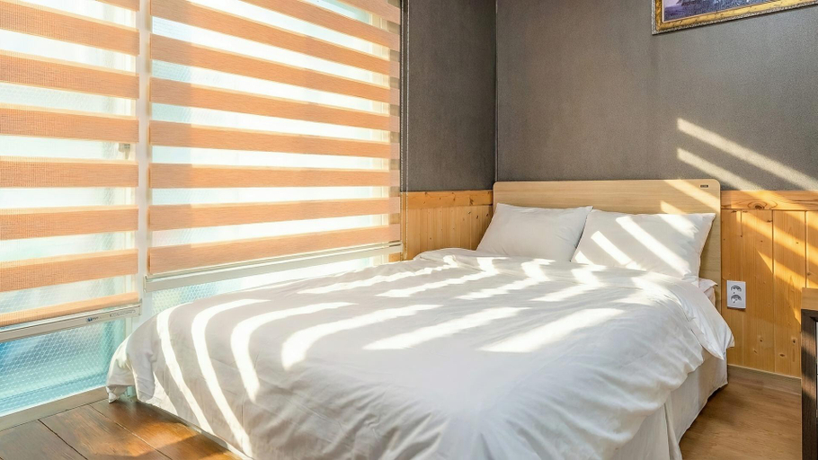 Bedroom 2, Samcheok Sol Beach Pension, Samcheok