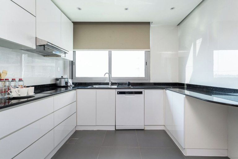 Private kitchen 2, Manzil - Spacious 2BR near Marina Beach, Dubai