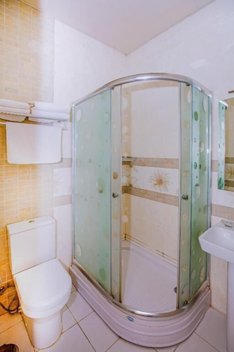 Bathroom 5, Clover Hotel, Baku