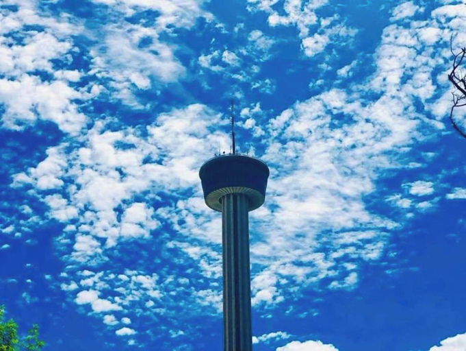 City view from property 2, Your Inner-city Sanctuary: 3br/2ba Near Riverwalk, Bexar