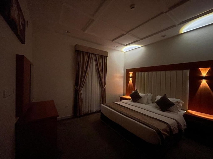 Room 4, Milestone Rise, Jeddah