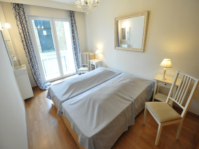 2, Apartment in Duinbergen near Sandy Beach, West-Vlaanderen