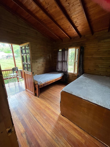 Room 2, Bosque Luna, Peñol