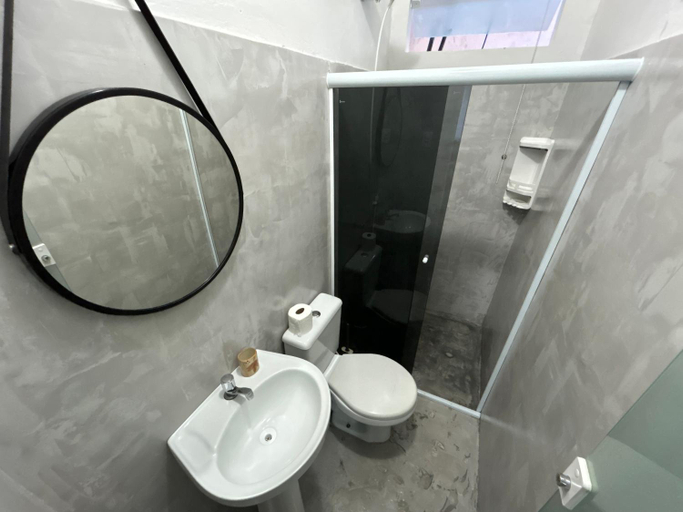 Bathroom, Casas do Matteo - 2ª Praia, Cairu