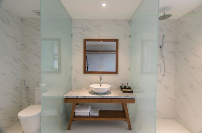 Bathroom 4, Vinh Hung Old Town Hotel, Da Nang