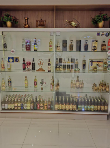 Food & Drinks 5, Hotel Master, Salinas