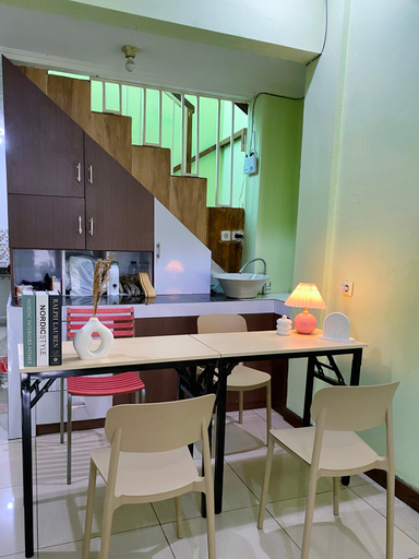 Others 2, Bandung Co Stay, Bandung