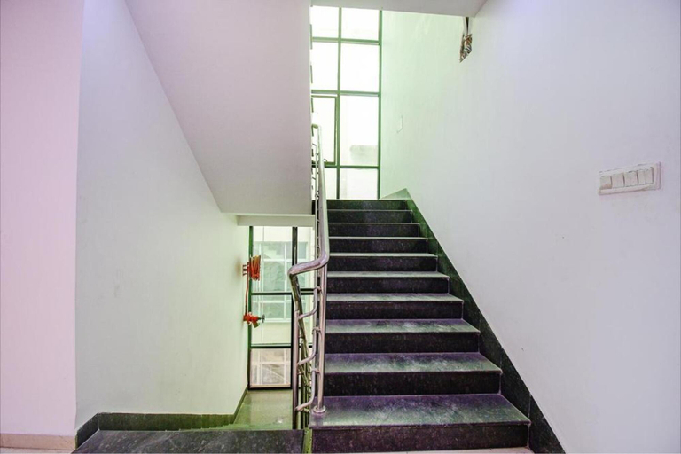 Public Area 2, FabHotel Rani Tower - Chinar Park, North 24 Parganas
