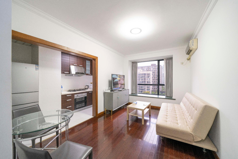 Separate living room 3, Tyms Cozy 1BR APT Gubei Carnival Court, Shanghai