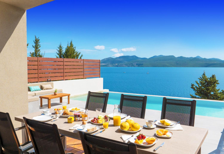 Food & Drinks, Villa Melia, Ionian Islands