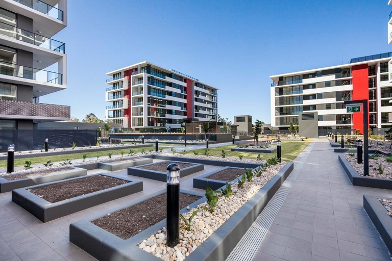 Exterior & Views 2, Astra Apartments Wollongong, Wollongong - Inner