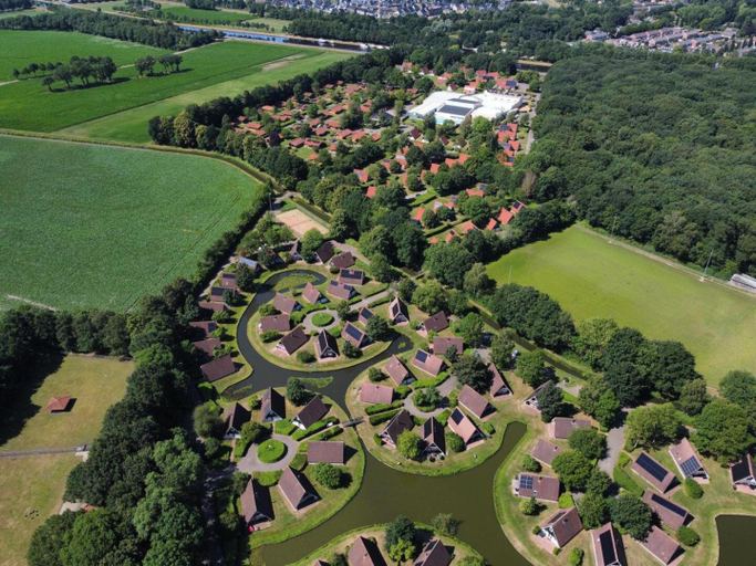 Others 3, Vakantiepark 't Hooge Holt, Hardenberg