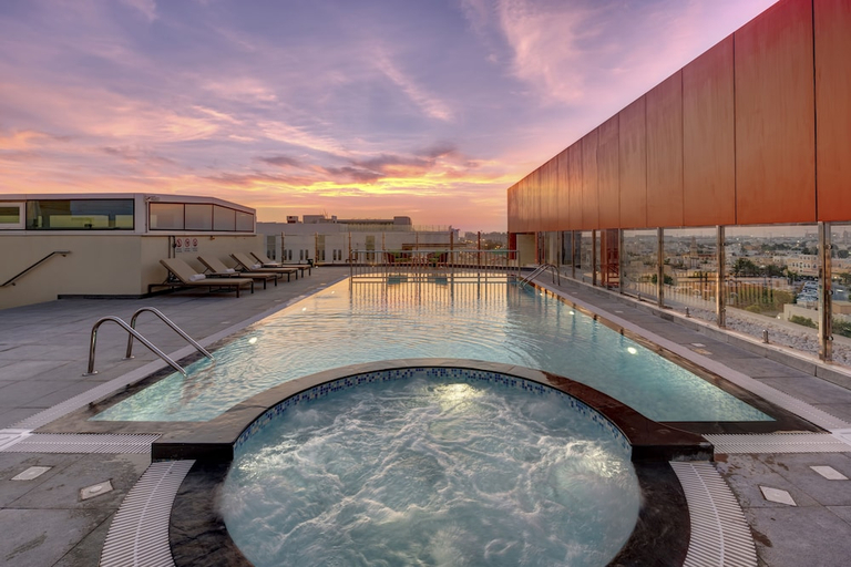 Sport & Beauty 4, Al Khoory Urban Hotel, Dubai
