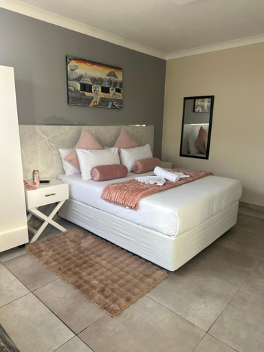 Bedroom 3, Chirute guest lodge, West Rand