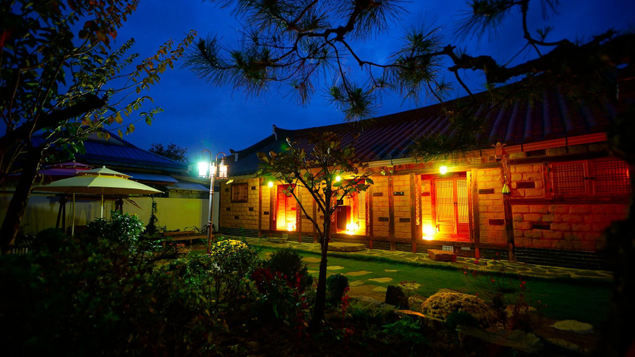 Exterior & Views 4, Damso Jeonju Hanok Village, Jeonju