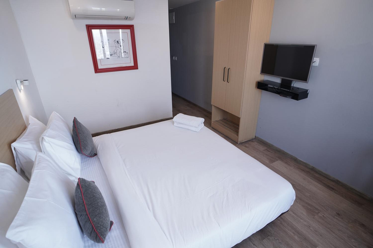 Bedroom 2, Hotel Sunflare, Ahmadabad