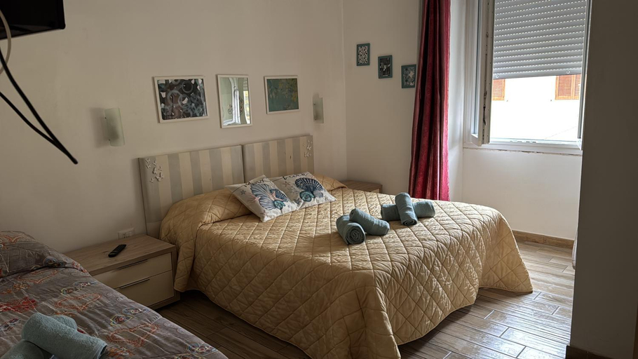 Others 3, Graceful apartment, Sassari