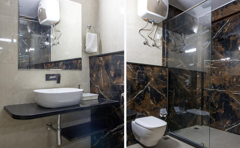Bathroom 4, Hotel Rockland and Restaurant, Jaipur