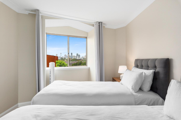 Bedroom 3, Quality Apartments Camperdown, Sydney