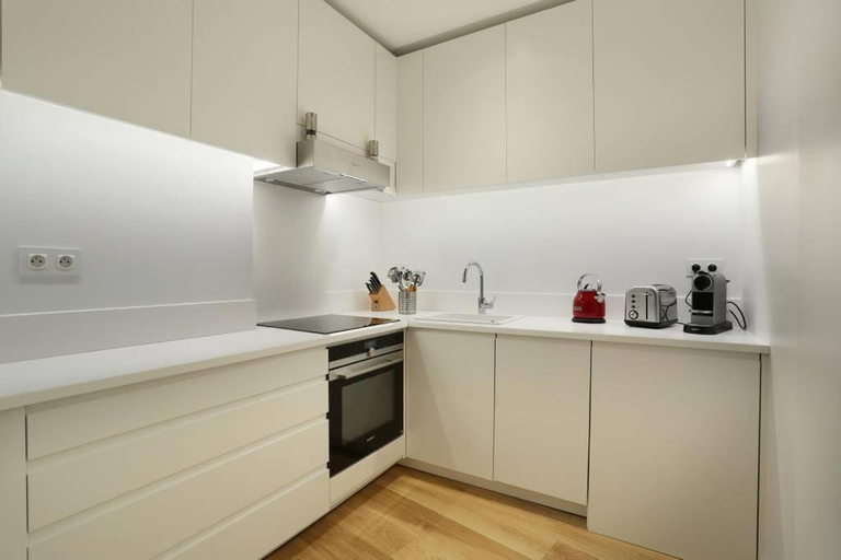 Others 4, Pick A Flat's Apartment in Saint Germain - Rue Corneille, Paris