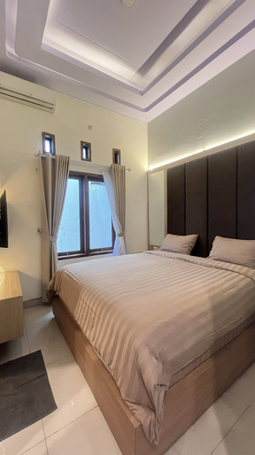 Svarna Villa Sragen, Bojonegoro