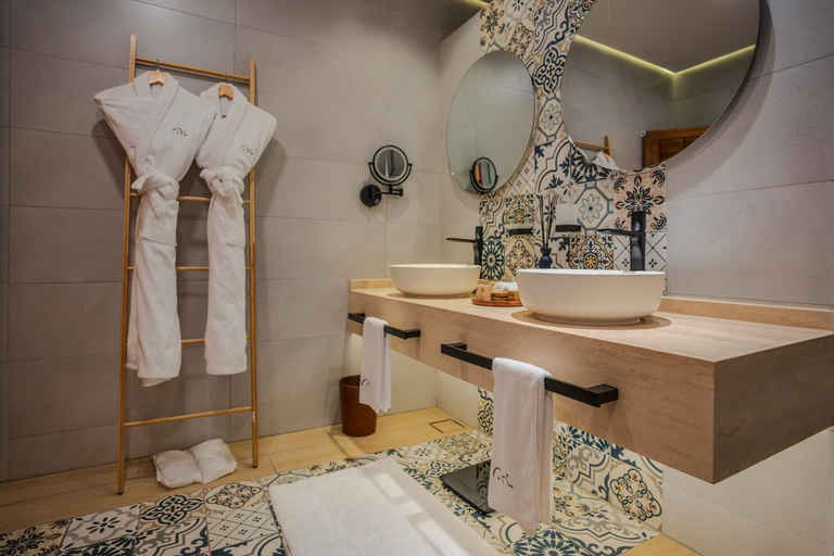Bathroom 4, Al Marmoom Dome Luxury Desert Experiential Stay, Dubai