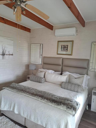 Bedroom, Milky Way, Overberg