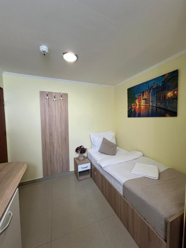 Bedroom 5, Hotel Top Central, Municipiul Bucuresti