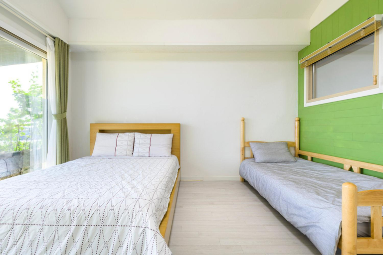 Bedroom 2, Jeju Turning point Pension, Seogwipo
