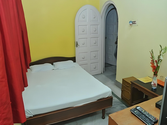 Bedroom 3, New Hotel White Palace, North 24 Parganas