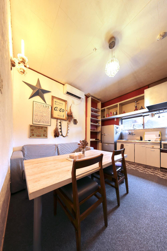 Others 5, Kikkake House, Taketoyo