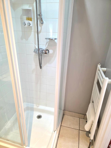 Bathroom, The Cameo, Blackpool