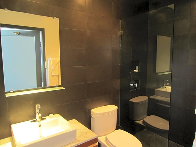 Bathroom 4, La Pensione Hotel, San Diego