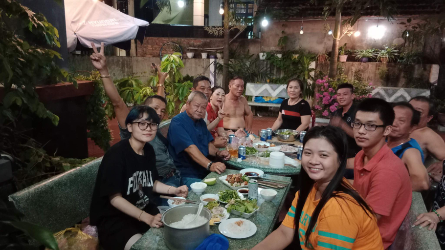Food & Drinks 3, RiverView Homestay 2, Đồng Hới