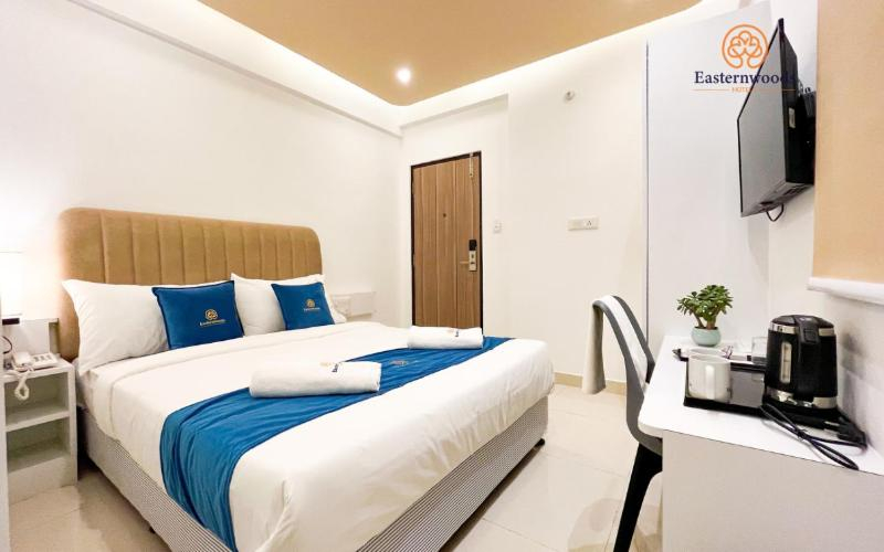 Bedroom 2, Easternwoods Hotels, Bangalore