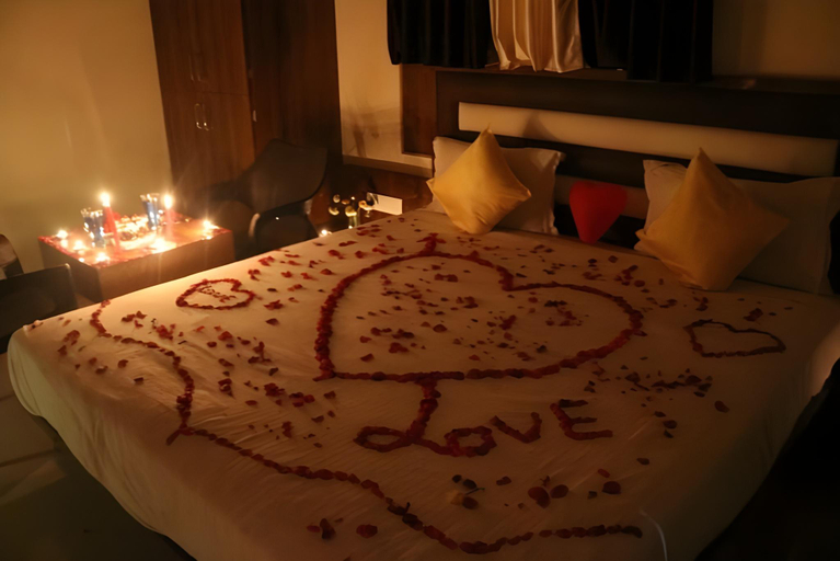 Bedroom 2, Oakwood mahabaleshwar, Satara