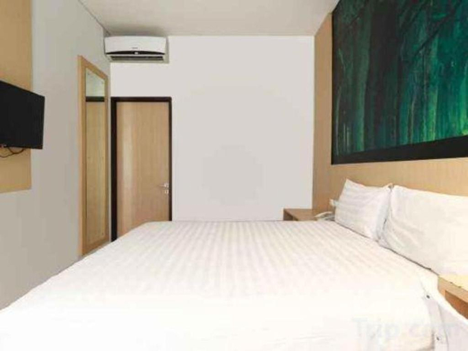 Bedroom 2, Kingstone Hotel, Bogor